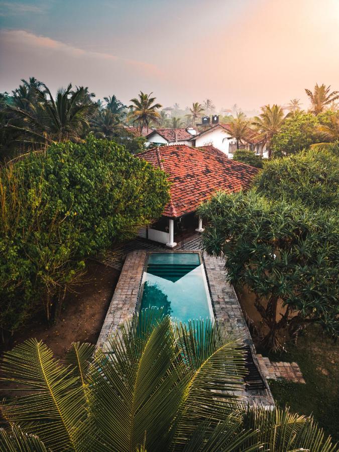 Saltasia Boutique Beach Villa Mirissa Exterior photo