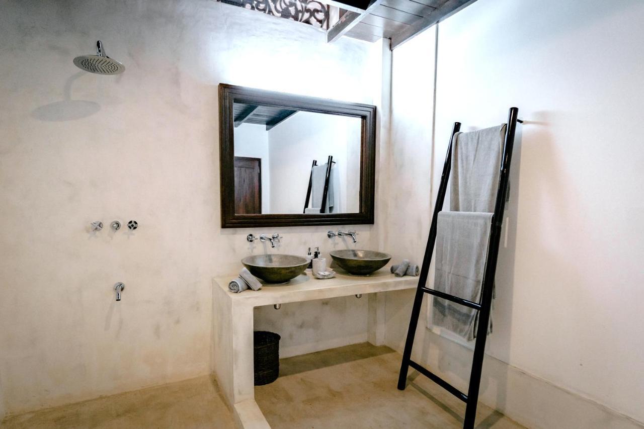 Saltasia Boutique Beach Villa Mirissa Exterior photo