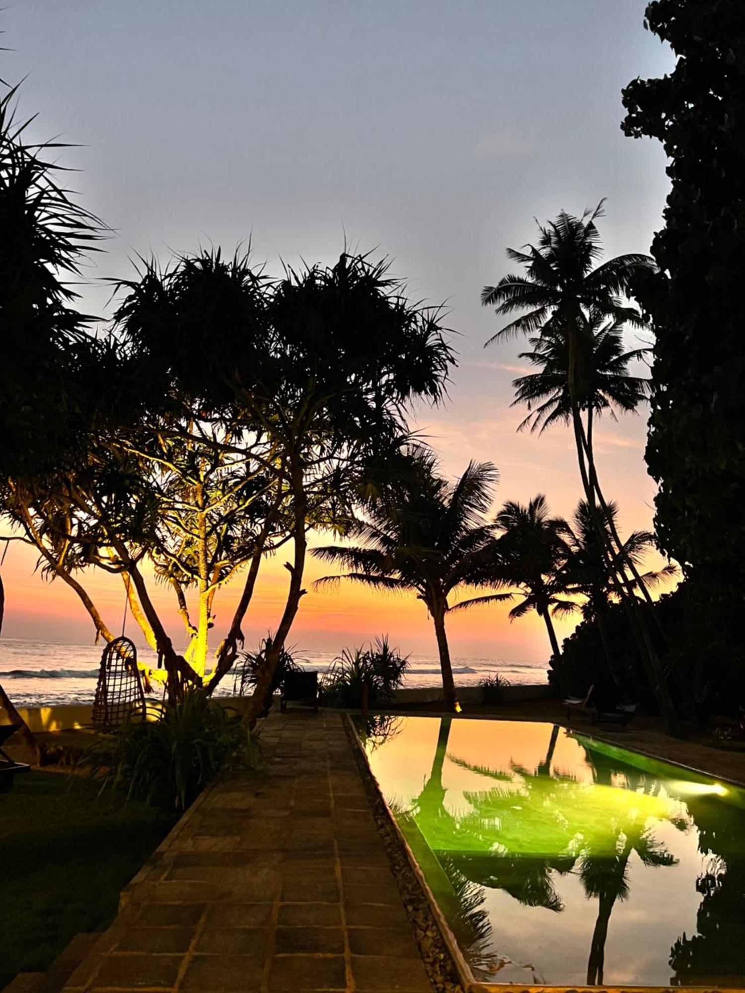 Saltasia Boutique Beach Villa Mirissa Exterior photo